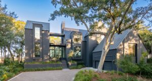165 High Dunes Lane: Where Modern Architecture Meets Kiawah Island’s Natural Beauty