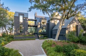 165 High Dunes Lane: Where Modern Architecture Meets Kiawah Island’s Natural Beauty
